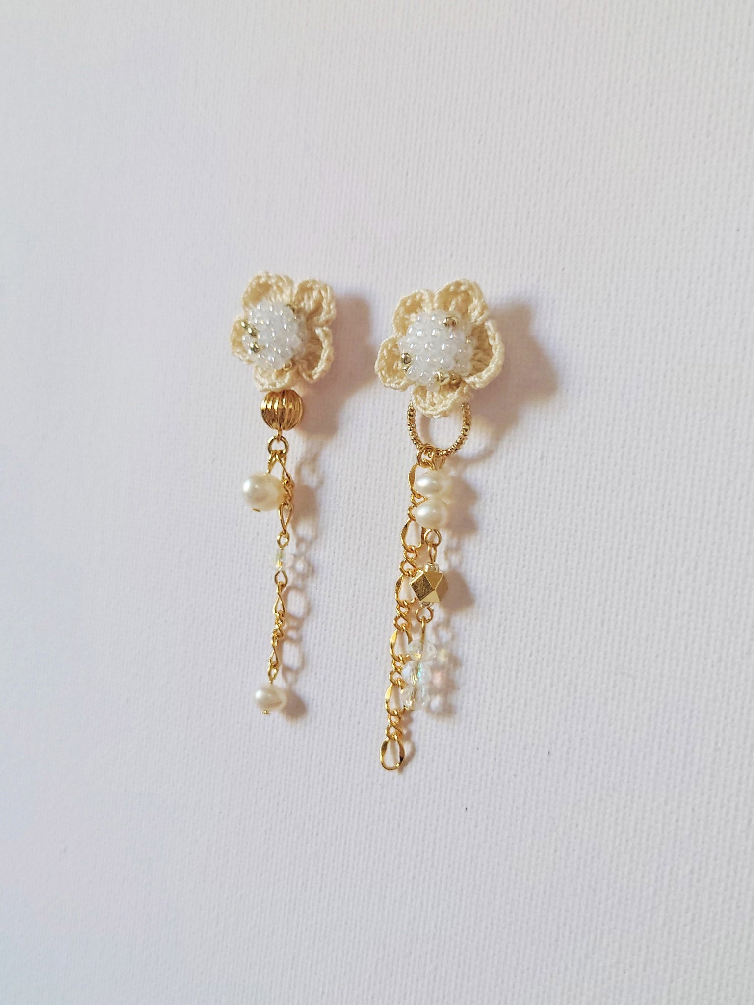 Floral Chime Earrings in White White Left