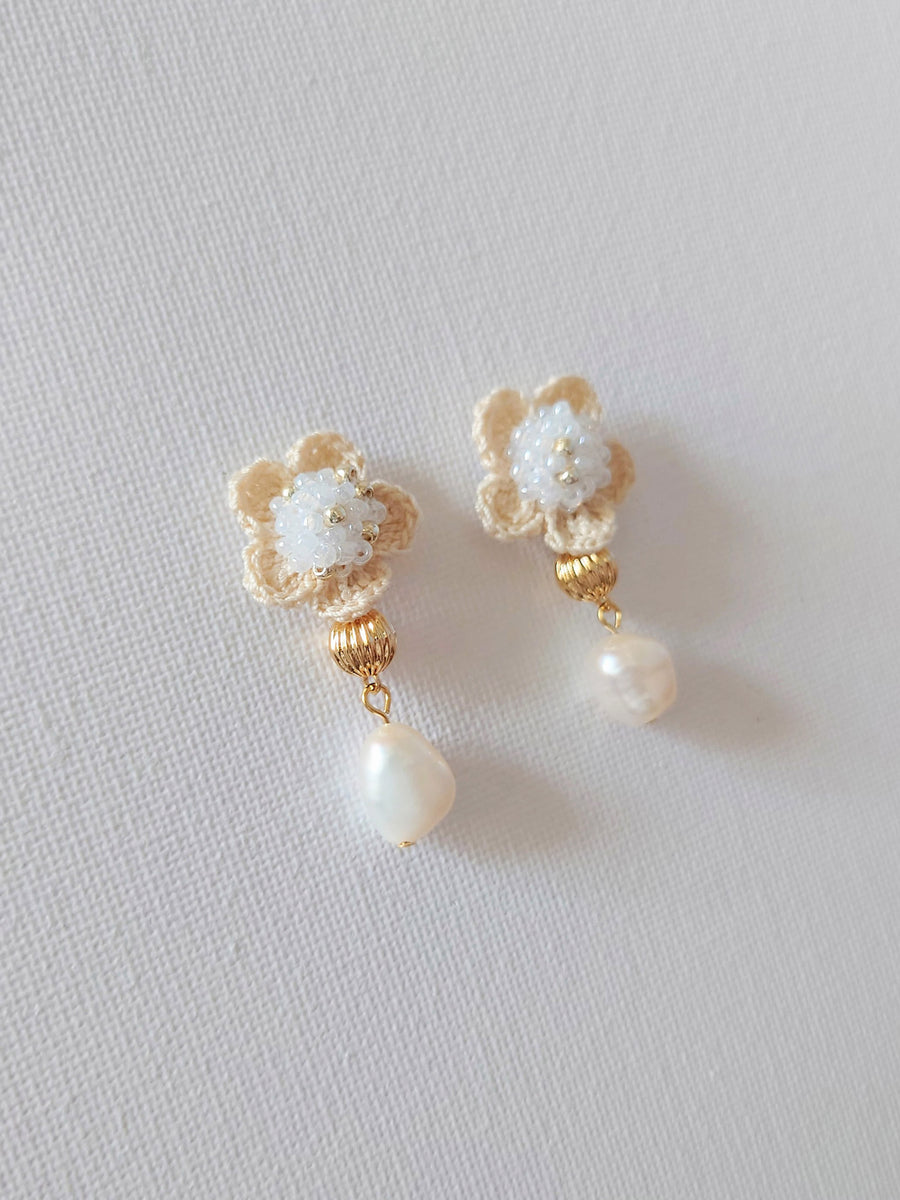 Floral Majestic Earrings in White Right