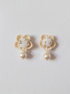 Floral Mariota Earrings in White Front