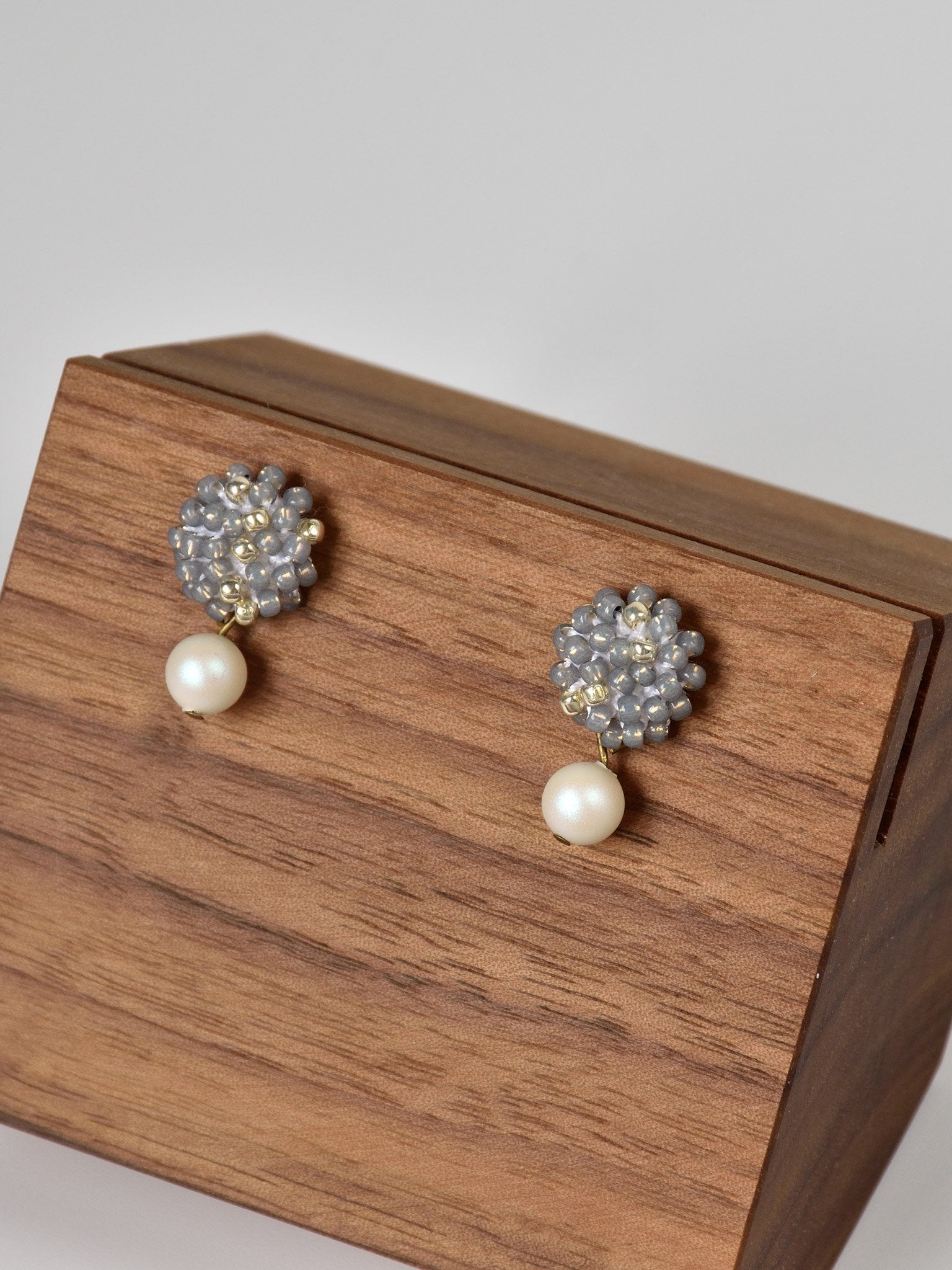 Layna Pearlescent Swarovski Pearl Studs in Grey Left