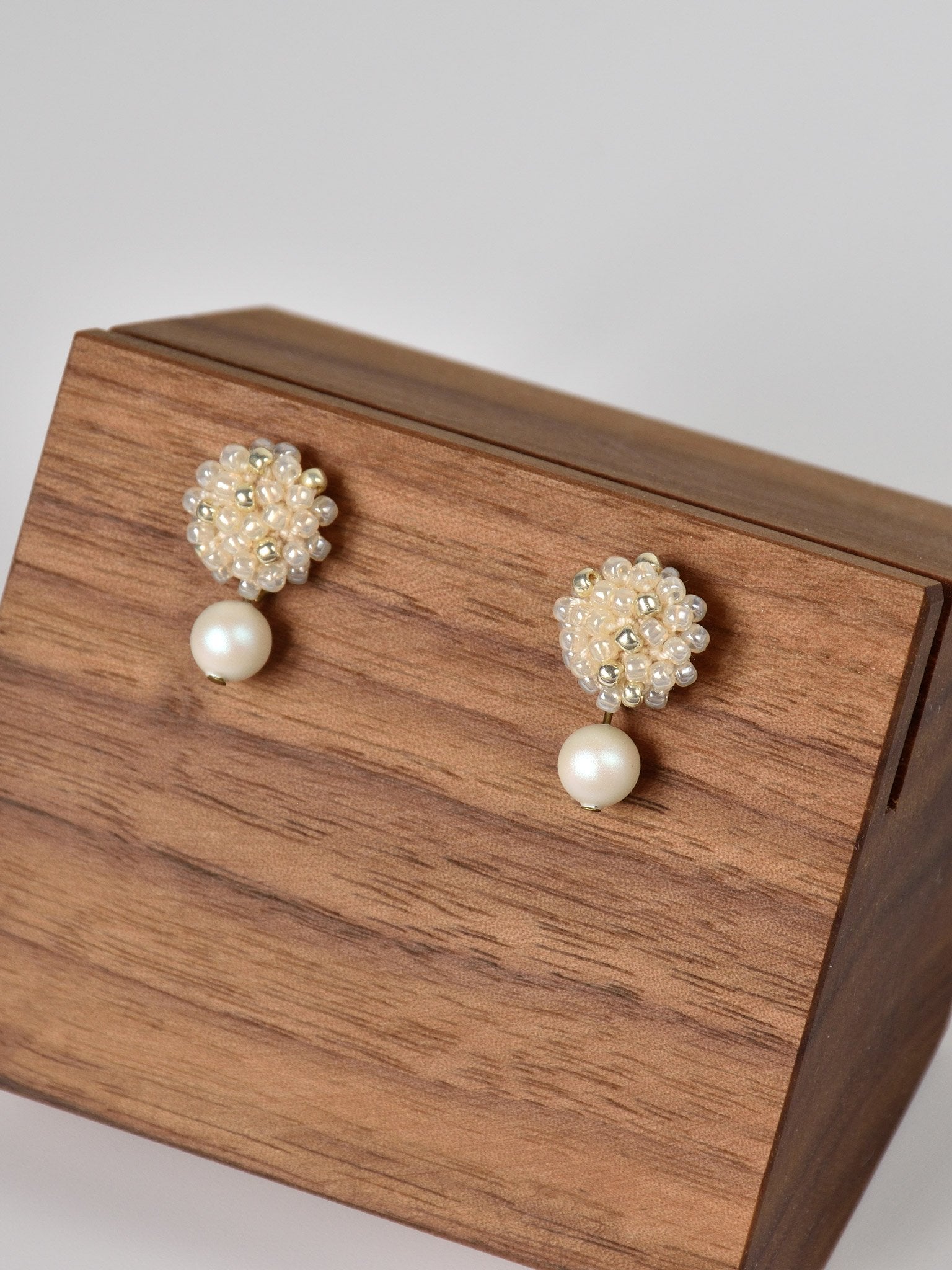 Layna Pearlescent Swarovski Pearl Studs in Ivory Left