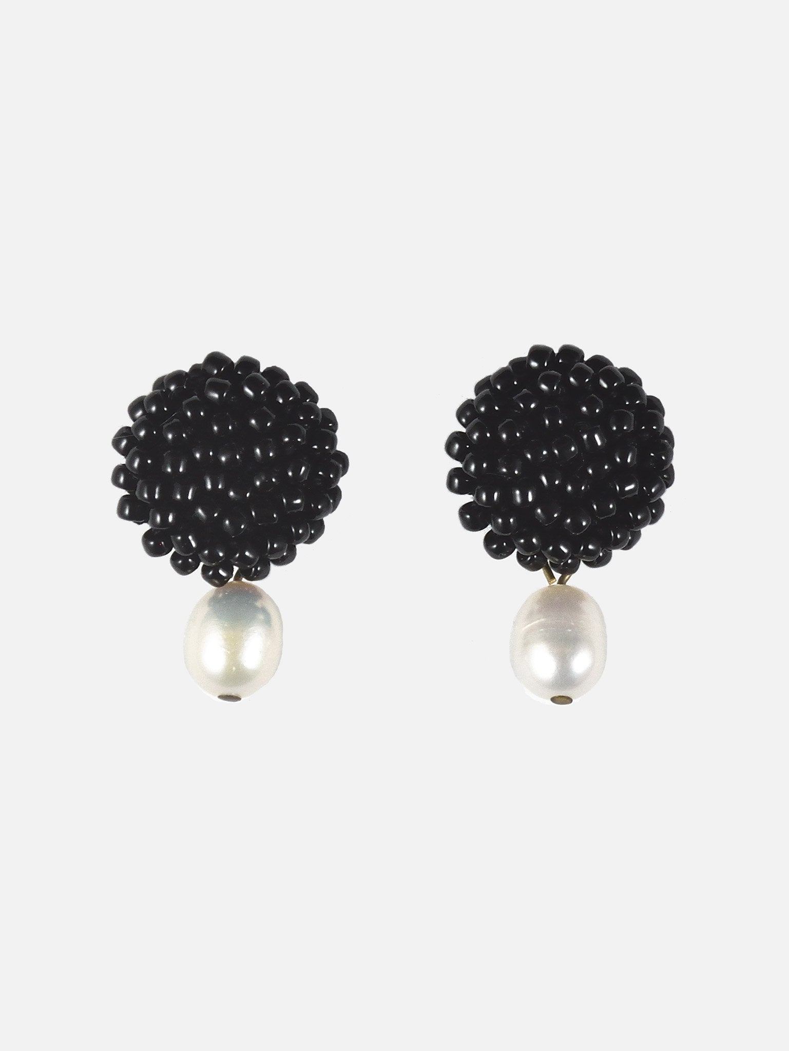 Margarita Delica Freshwater Pearl Drop Earrings in Black Primary