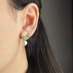 Mariota Trio Earrings in Caramel Brown Model