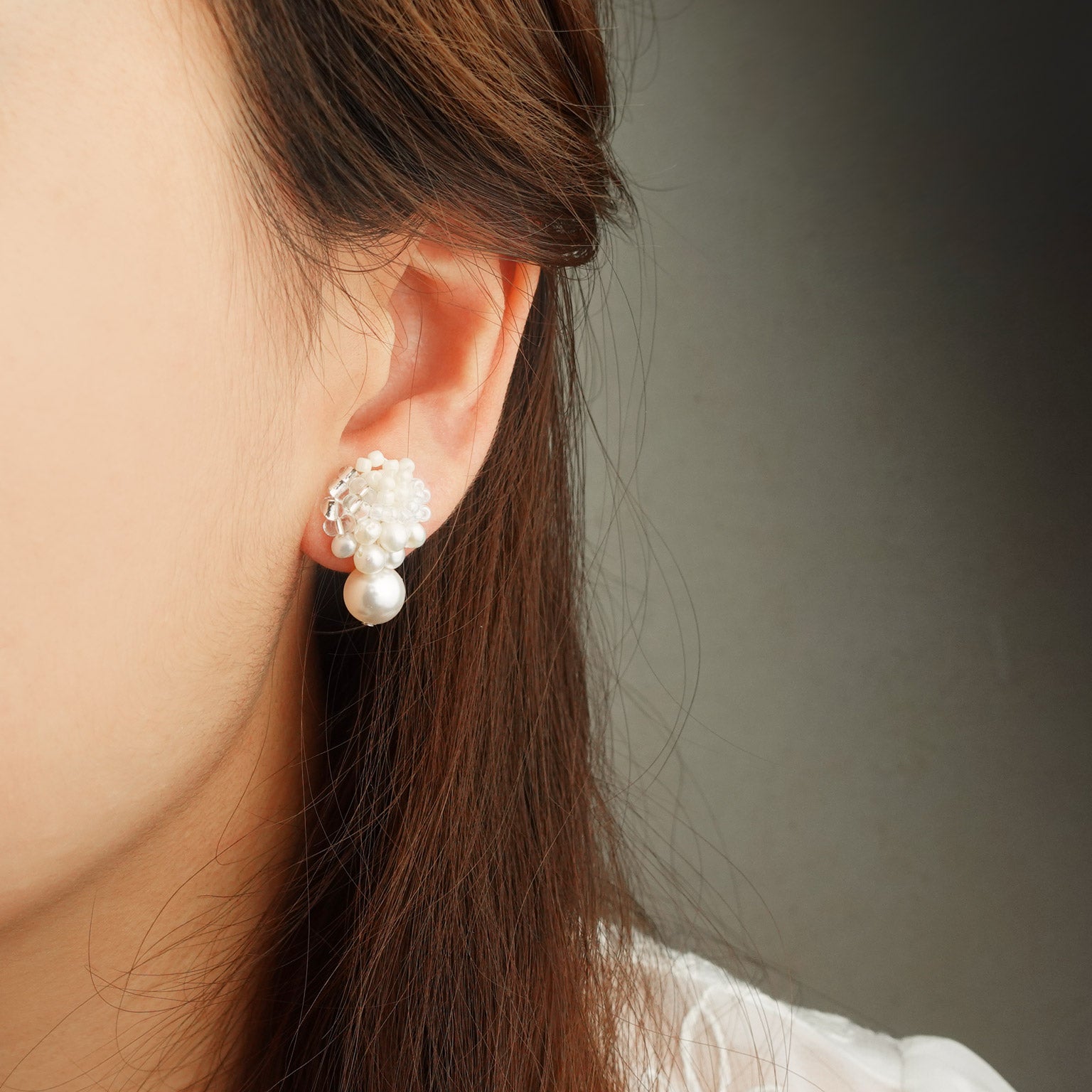 Marshmallow Mariota Drop Earrings Model