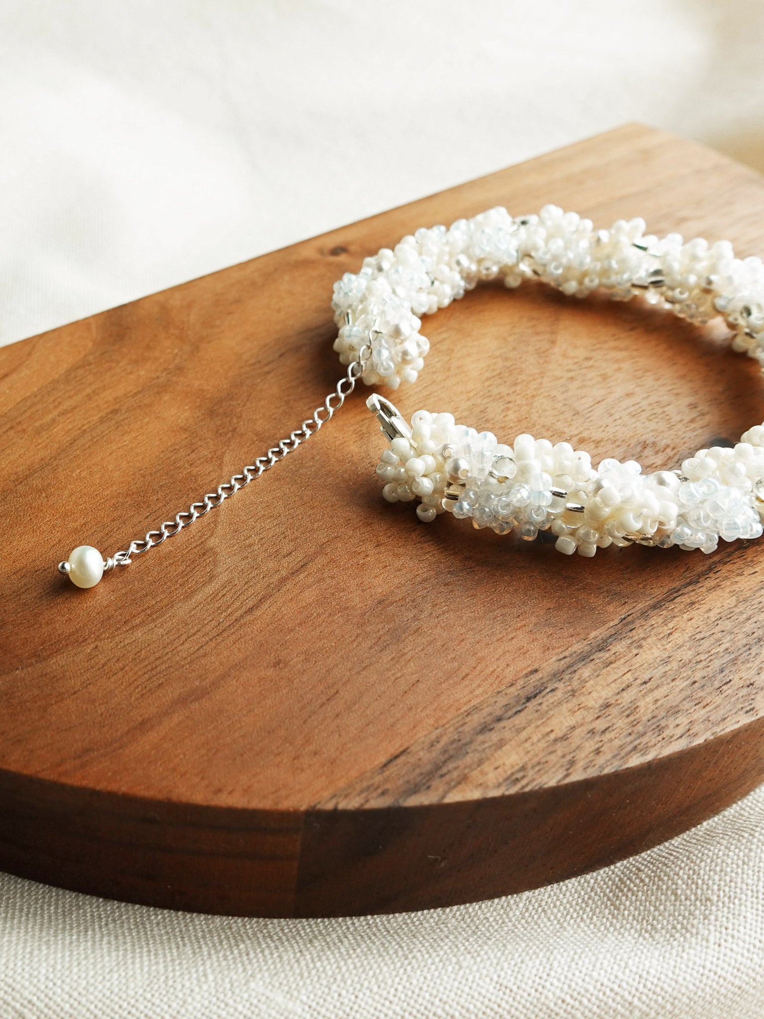 Meadow Marshmallow Bracelet Display Pearl