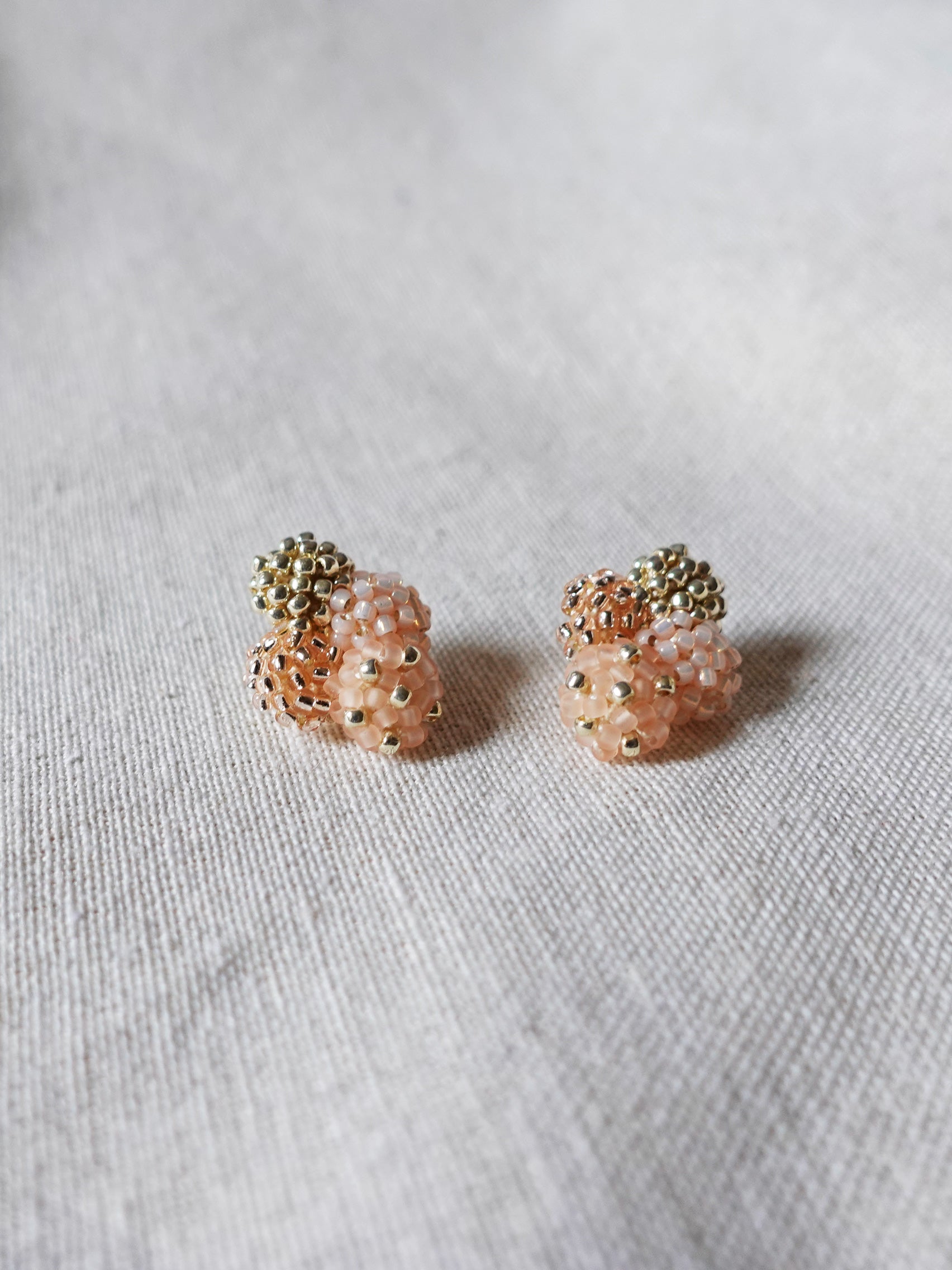 Orion Y Earrings in Peach Front