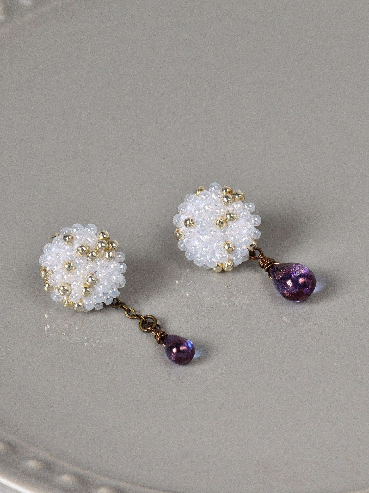 Shizuku Poise Teardrop Glass Mismatched Drop Earrings Front