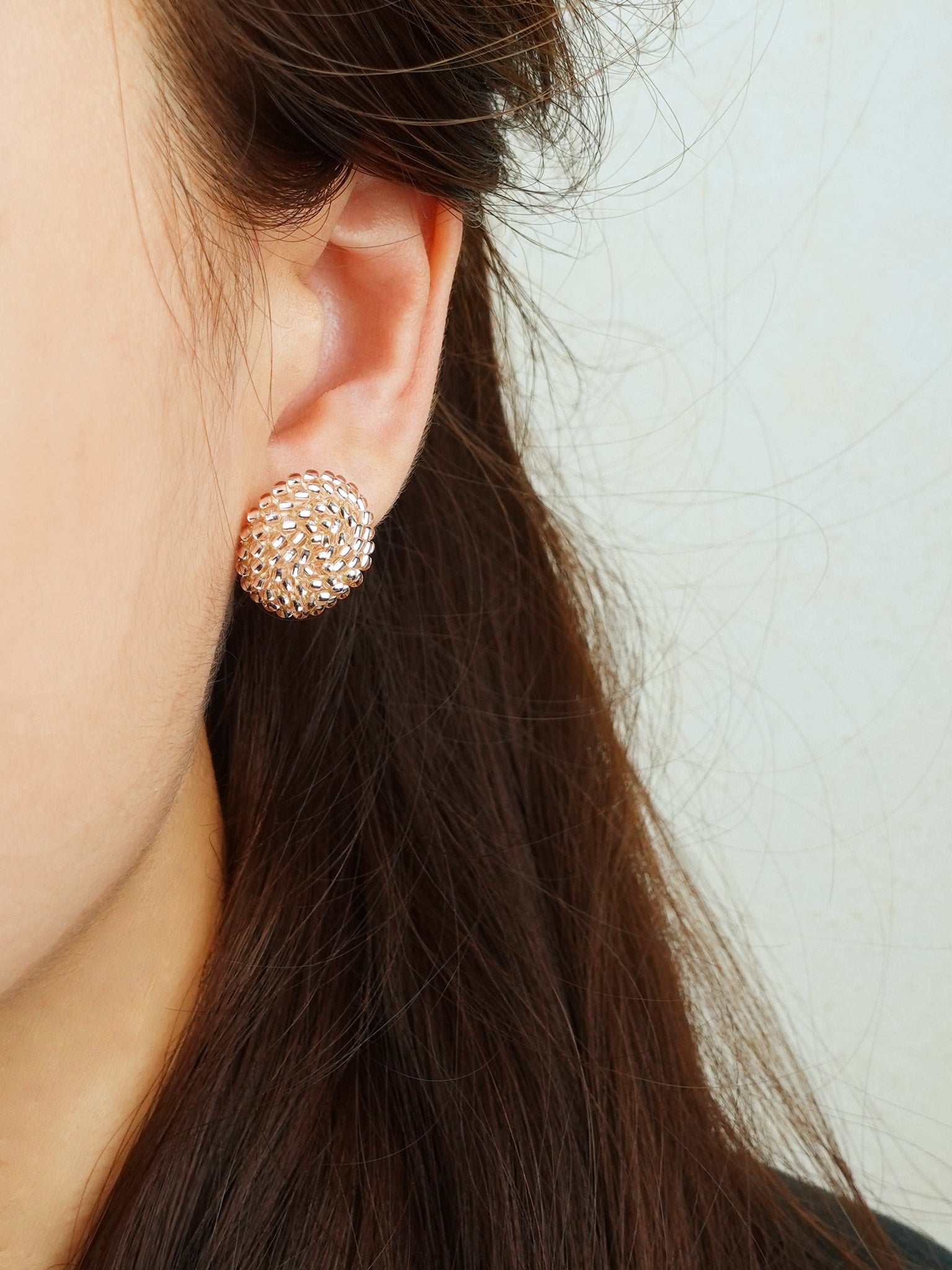 Prelude Maxi Stud Earrings in Champagne Pink Model