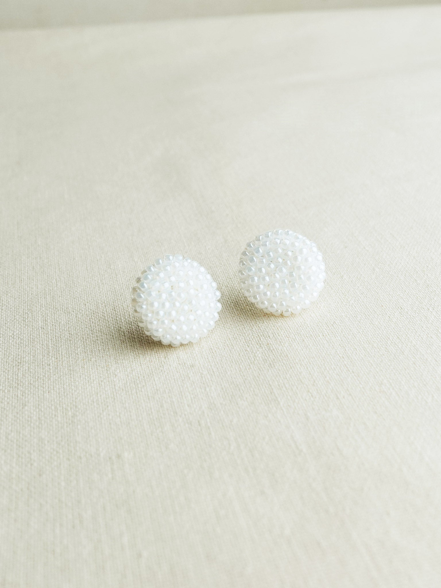 Prelude Maxi Stud Earrings in White Front