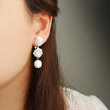 Richele Marshmallow Clip-on Earrings Model