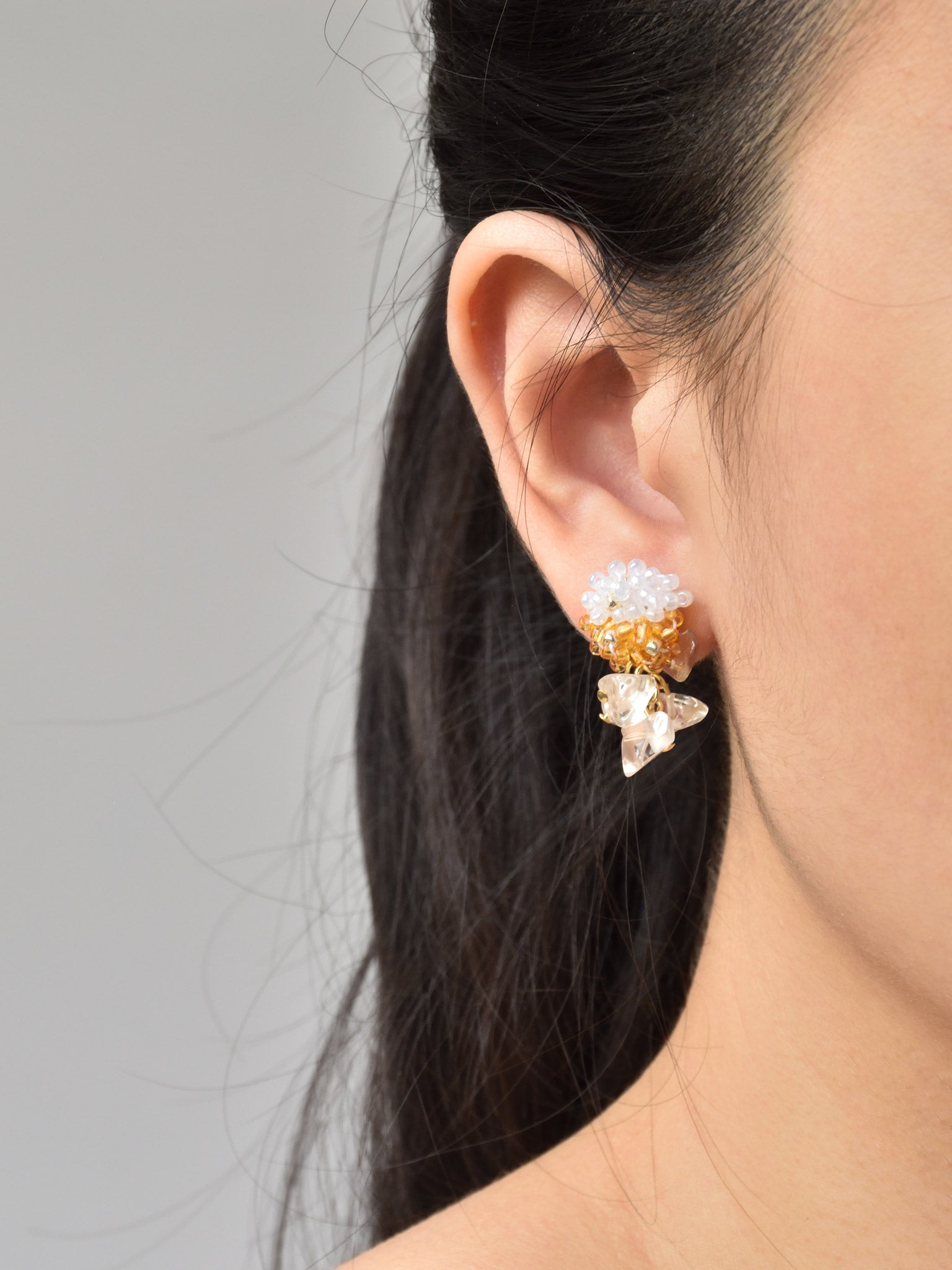 Sereia Duo Earrings in Topaz Model