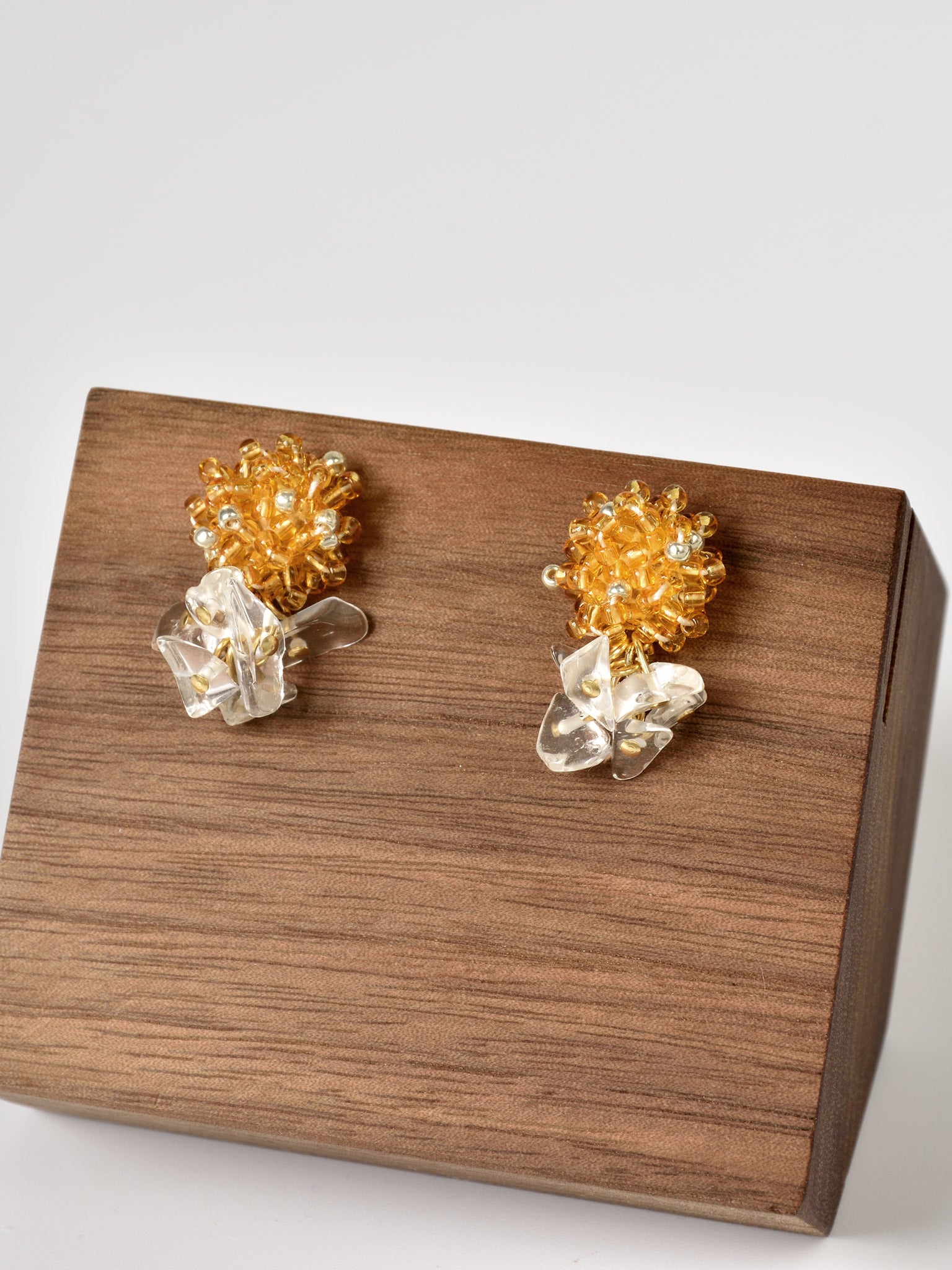 Sereia Quartz Earrings in Topaz Front